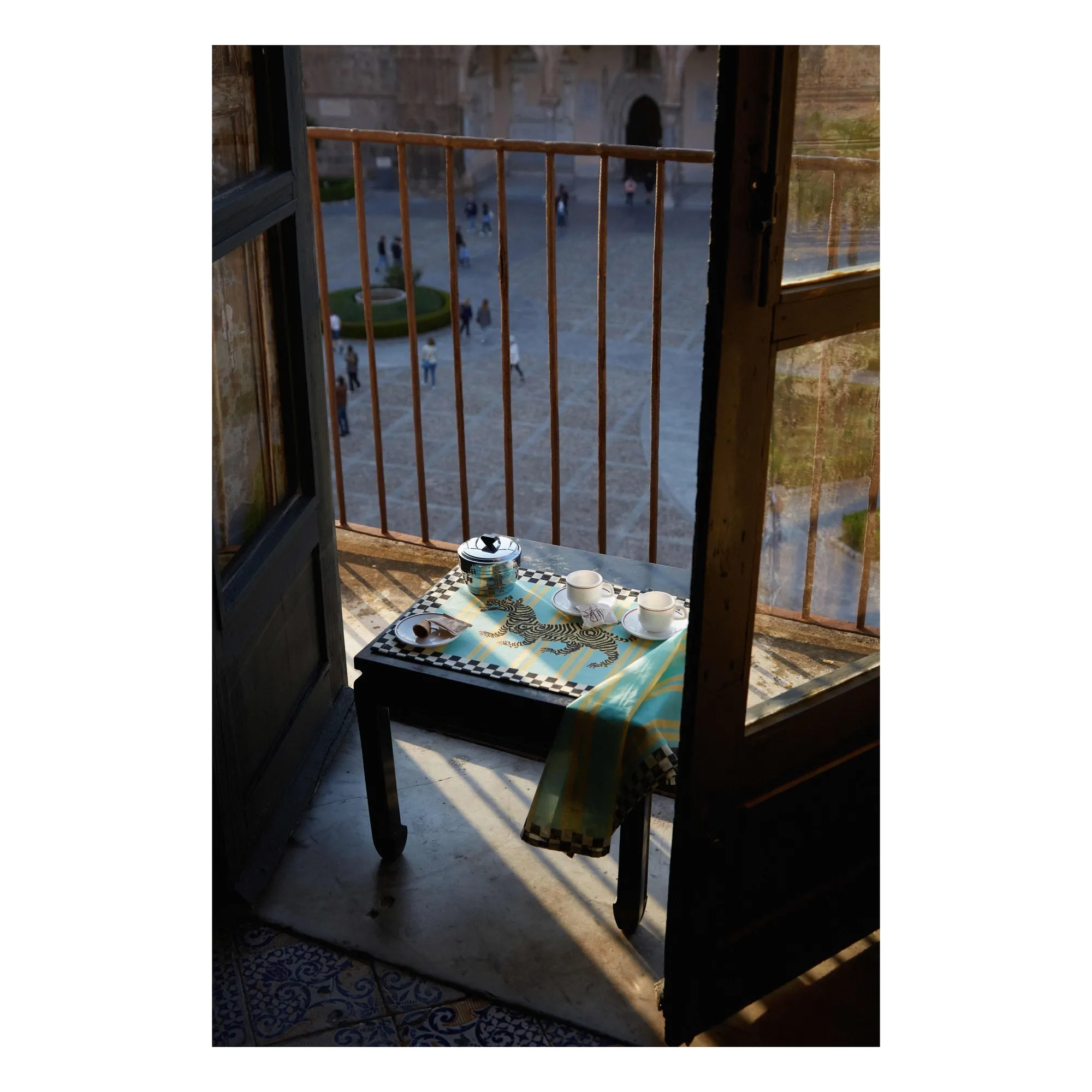 Serviette de table Tigre en coton, Lisa Corti x The Socialite Family | Bleu turquoise- Image produit n°2