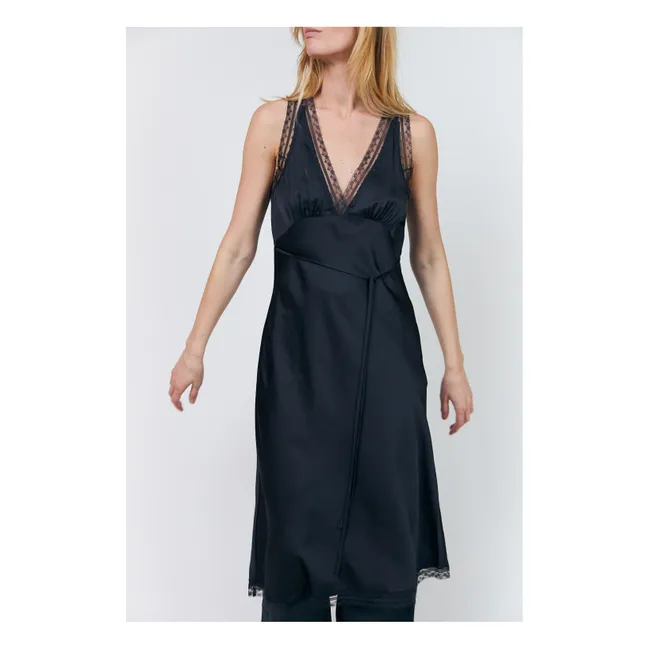 Robe Clari | Washed Black