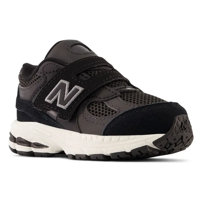 Rasca Zapatillas 2002 | Negro