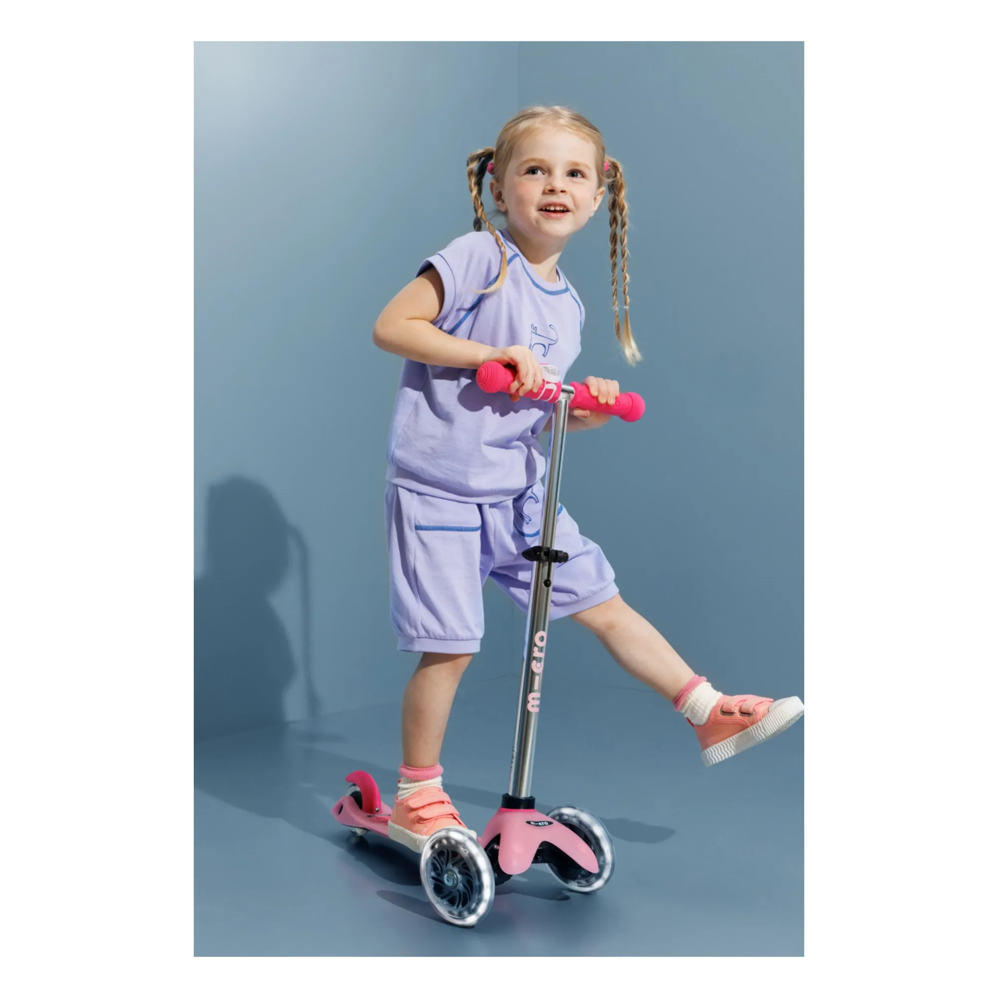 Micro - Trottinette Mini LED Phosphorescente - Rosa | Smallable