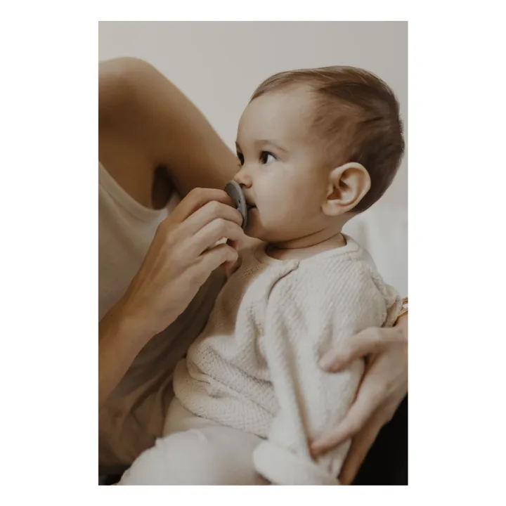 Tétine en silicone médical Choochoo | Vert kaki- Image produit n°4