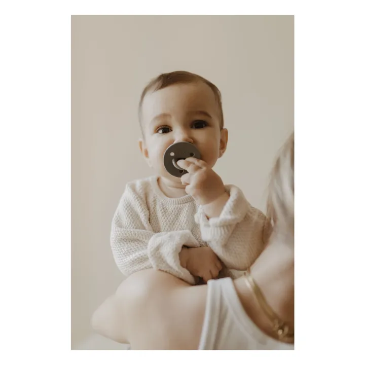 Tétine en silicone médical Choochoo | Vert kaki- Image produit n°2