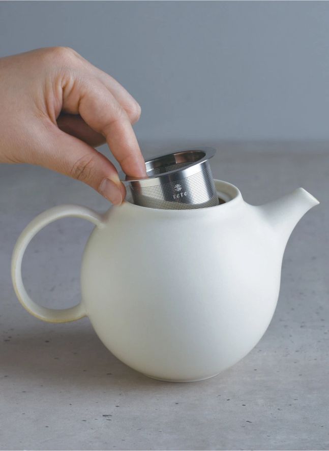 Pebble Porcelain Teapot - 500ml | White