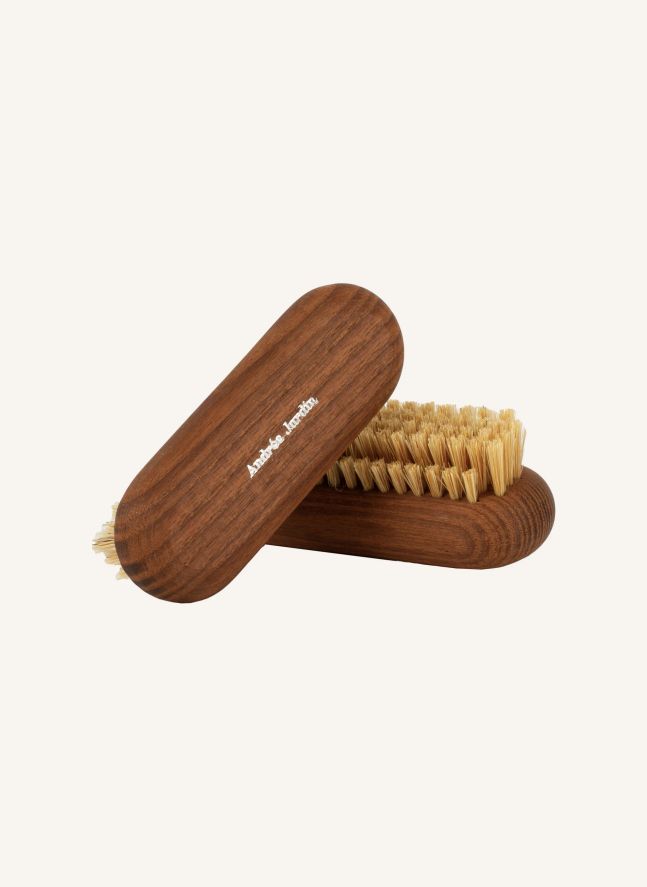 Brosse à ongles en frêne