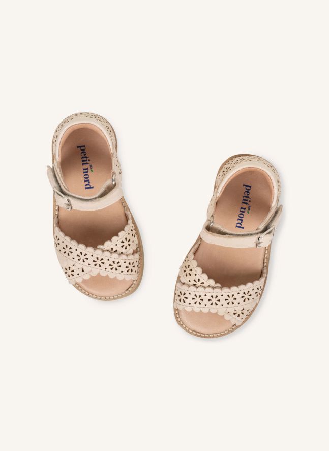 Scalloped Crossover Flower Sandals | Cream