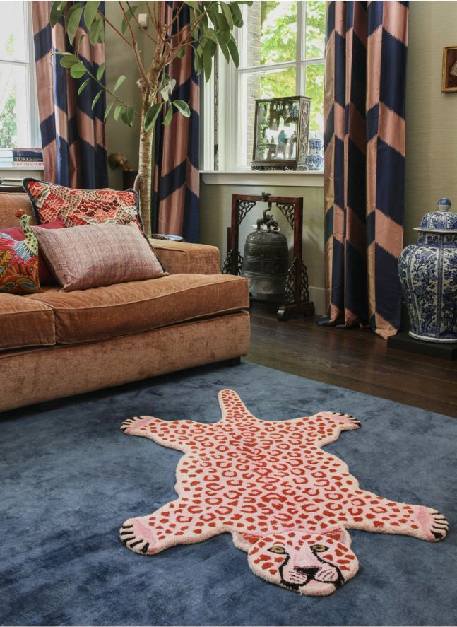 Tapis léopard en laine | Rose