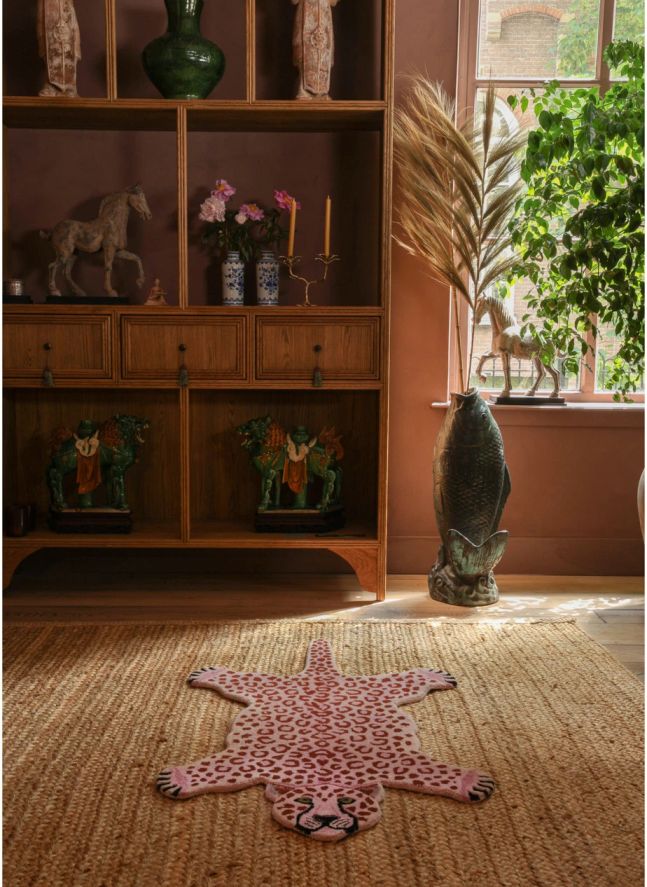 Tapis léopard en laine | Rose