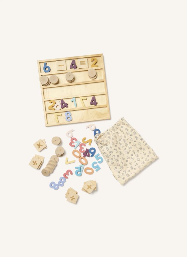 Jeu de chiffres en bois