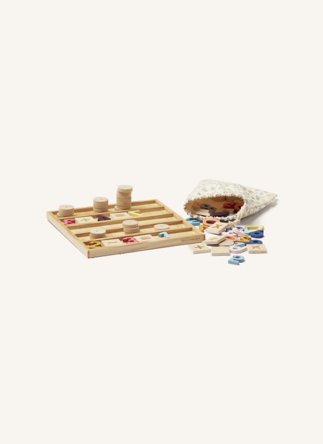 Jeu de chiffres en bois