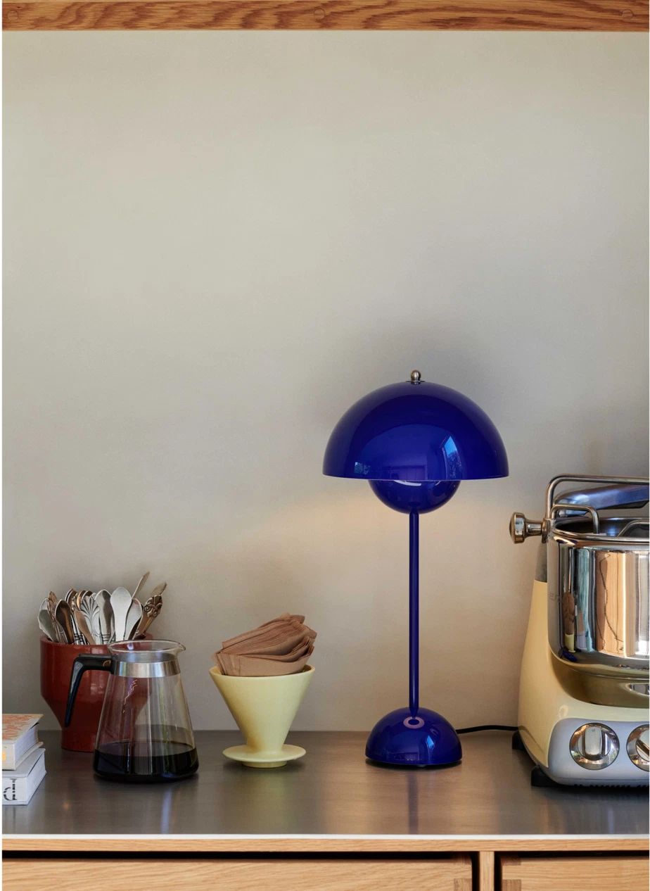 VP3 Flowerpot Table Lamp - Verner Panton, 1969 | Blue- Product image n°1