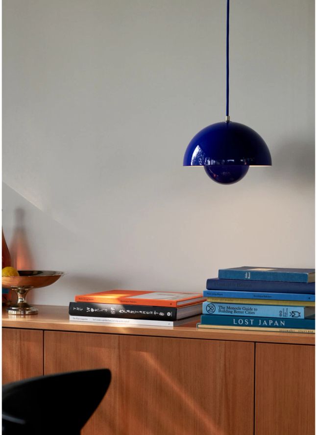 Flowerpot VP1 Pendant Light, Verner Panton, 1968 | Blue