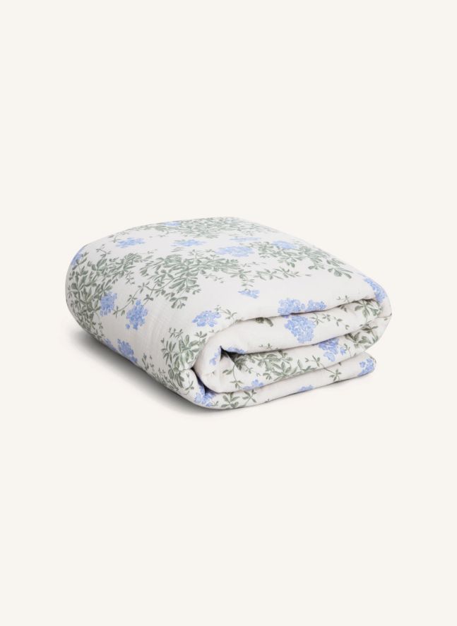 Plumbago Quilted Organic Cotton Blanket | Blue