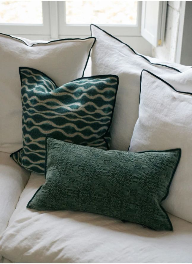 Coussin vice versa Jacquard Kilim | Avocat