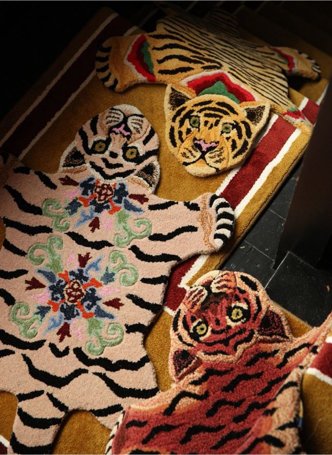 Tapis tigre Mahee Majestic en laine | Rose pêche