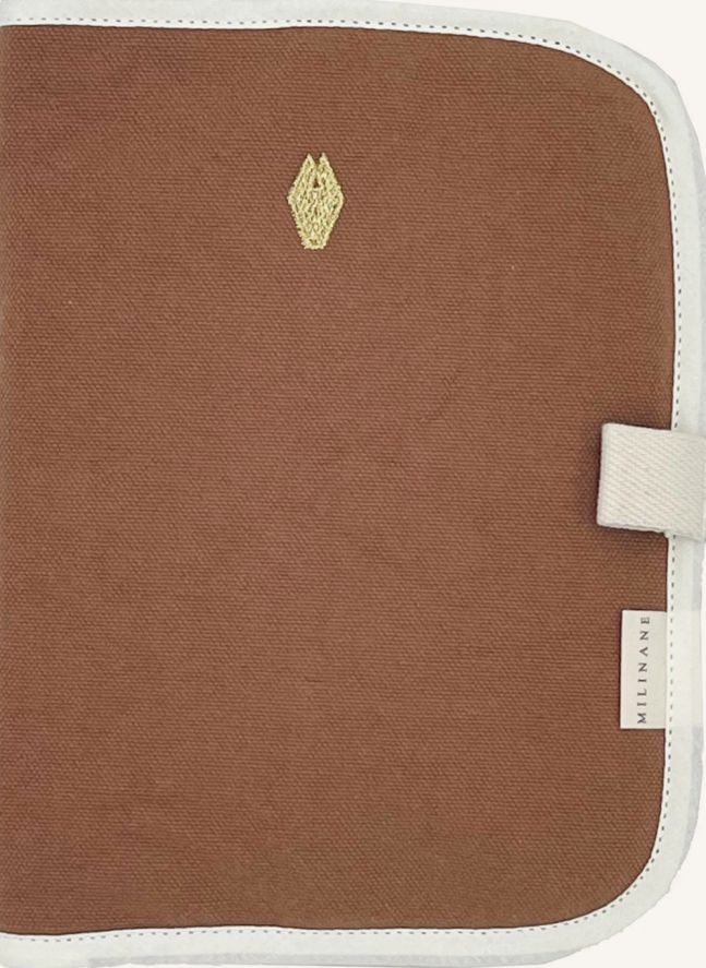 Protège carnet de santé Edgar | Camel