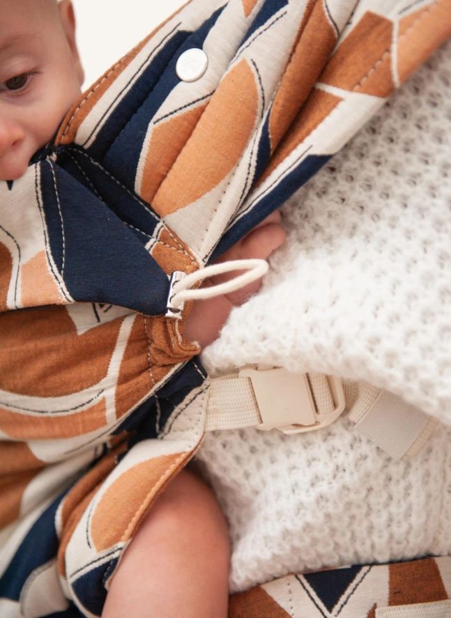 Carry &amp; Bloom baby carrier | Earth