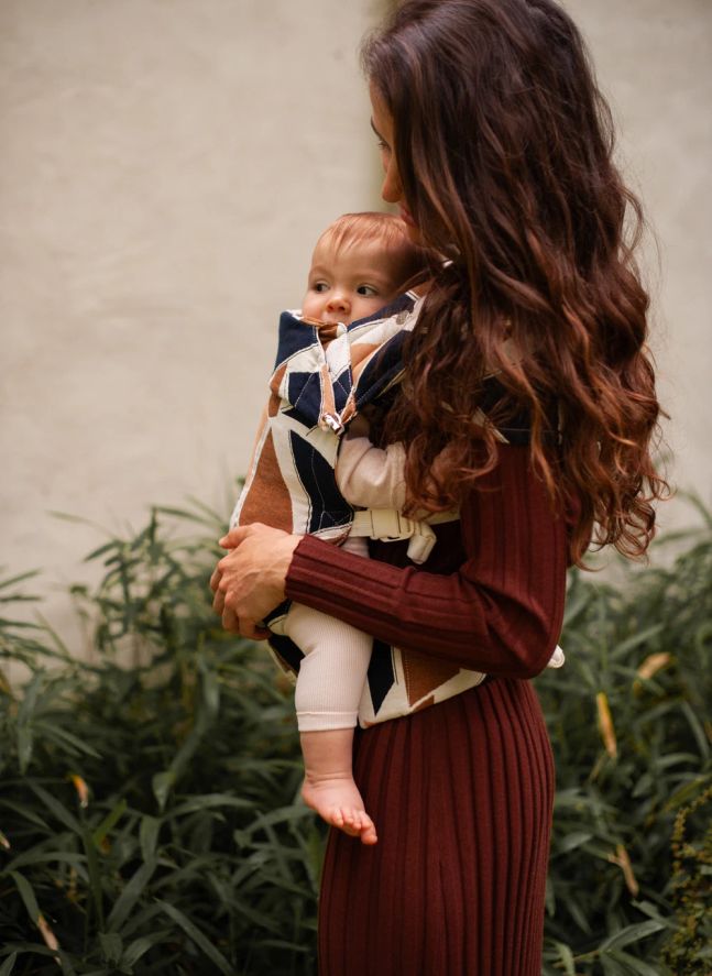 Carry &amp; Bloom baby carrier | Earth