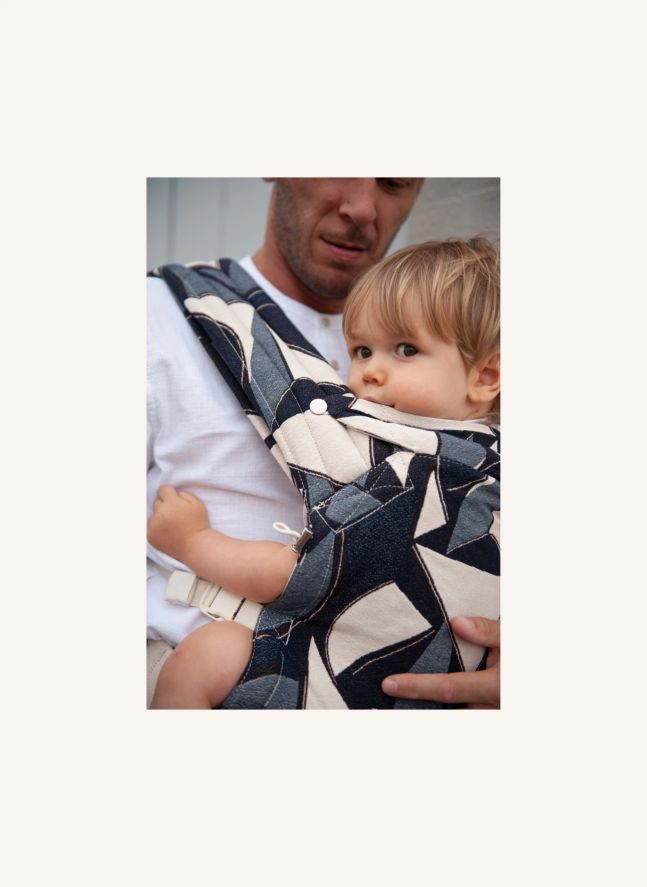 Carry &amp; Bloom baby carrier | Indigo