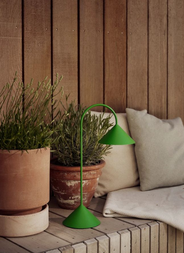 Lampe à poser Grasp, Thomas Albertsen | Vert