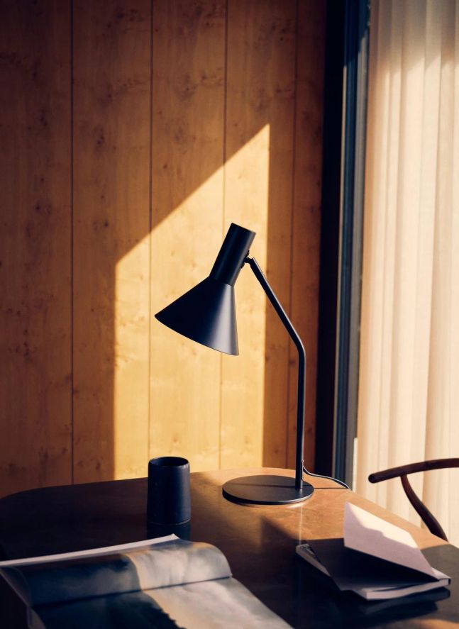 Lampe à poser Lyss, Toni Rie | Noir mat