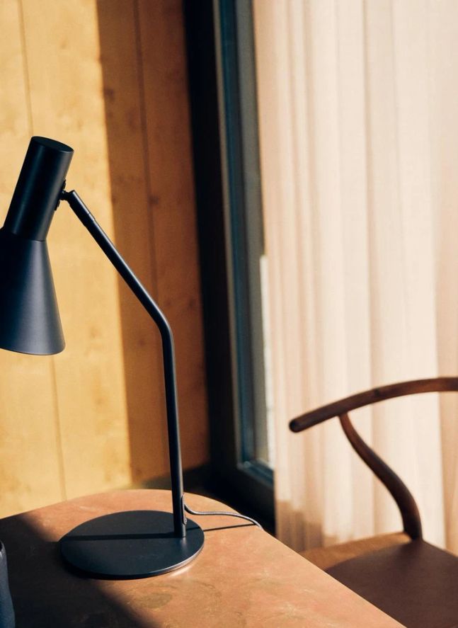 Lampe à poser Lyss, Toni Rie | Noir mat