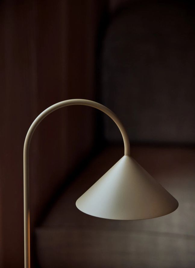 Lampe à poser Grasp, Thomas Albertsen | Gris sable