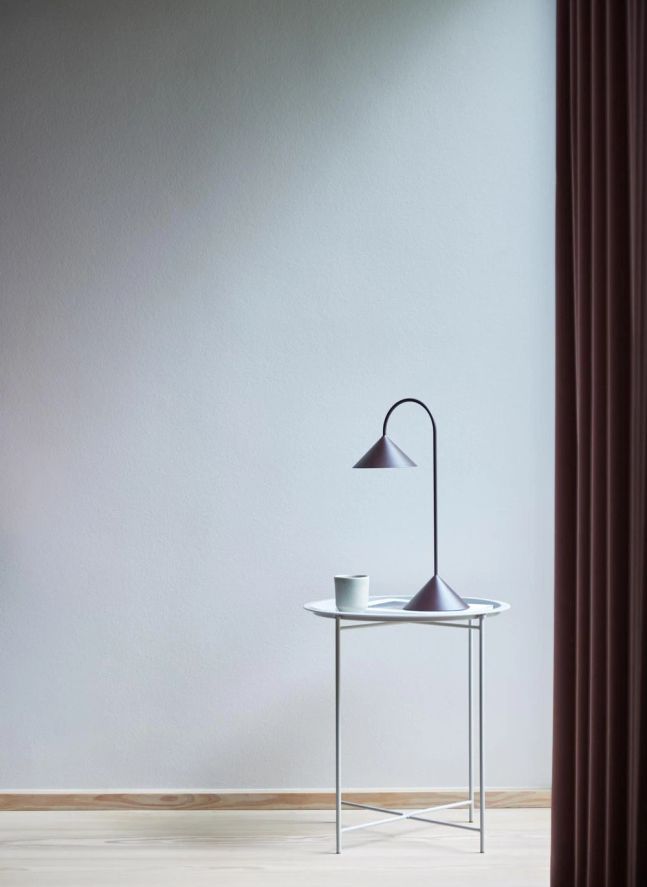 Lampe à poser Grasp, Thomas Albertsen | Betterave
