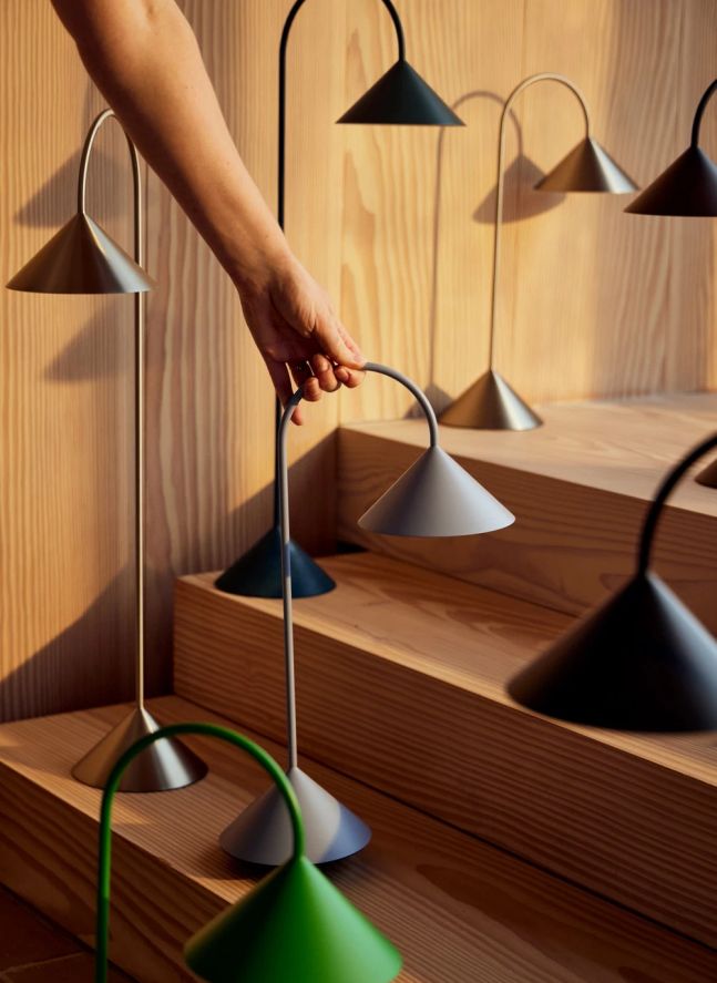 Lampe à poser Grasp, Thomas Albertsen | Betterave