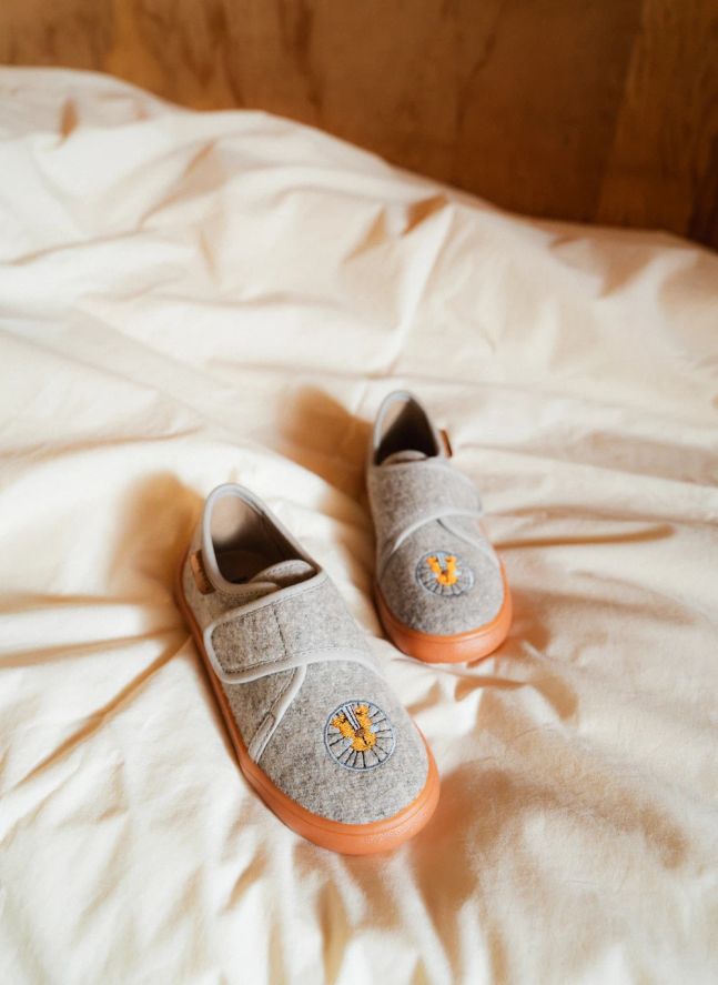 Chaussons Scratchs Pav Lion | Gris clair