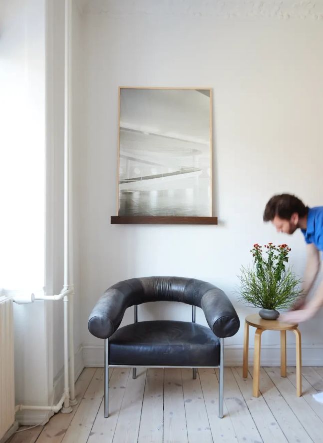 Etagère pour affiches en bois | Chêne Foncé
