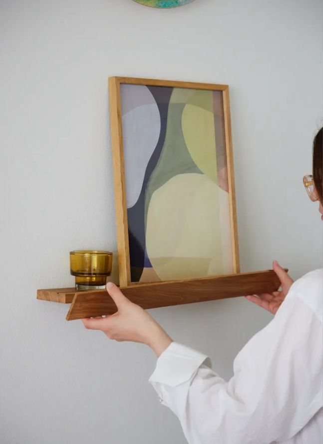 Etagère pour affiches en bois | Chêne clair