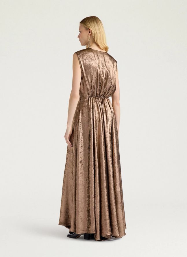 Robe Ysla | Bronze