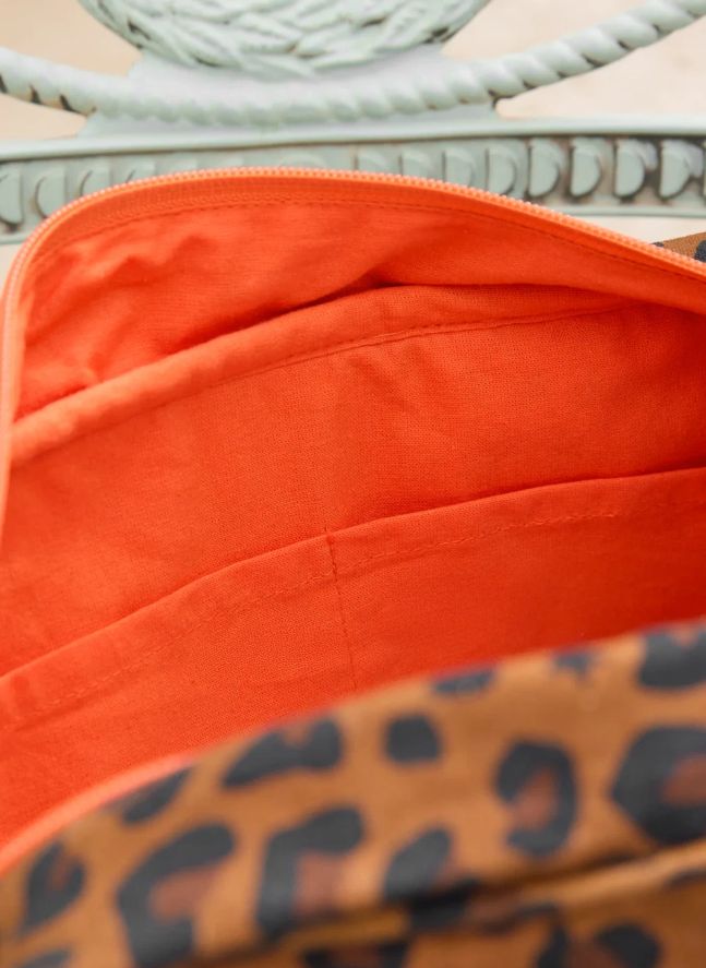 Leopard-Print Pouch | Brown
