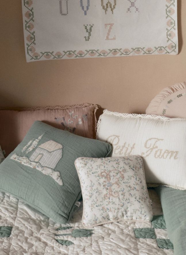 Coussin Petit Faon Camille | Gaze Ivoire