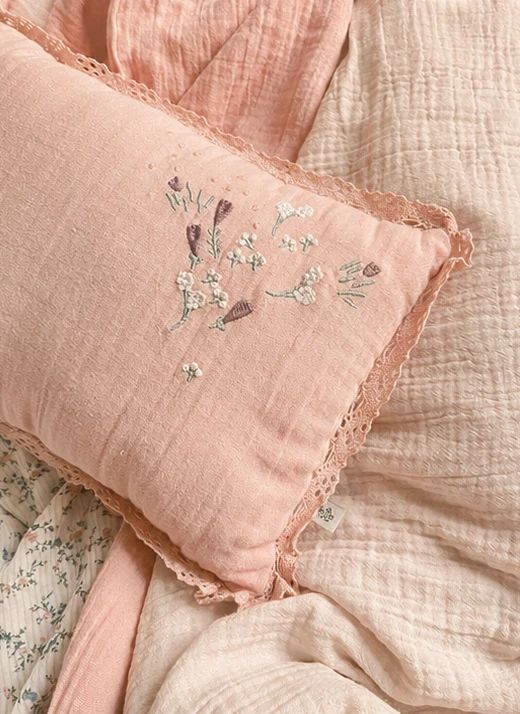 Coussin Fleurs Camille | Gaze Vieux Rose
