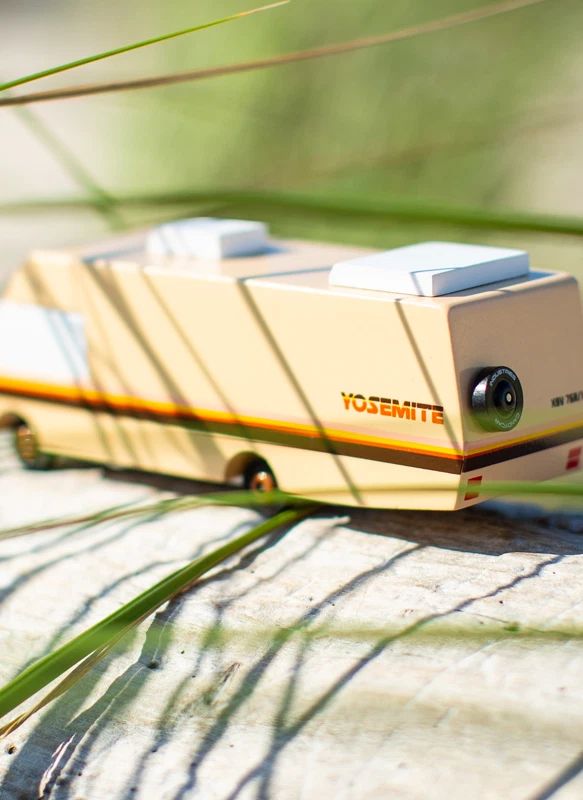 World - RV Yosemite