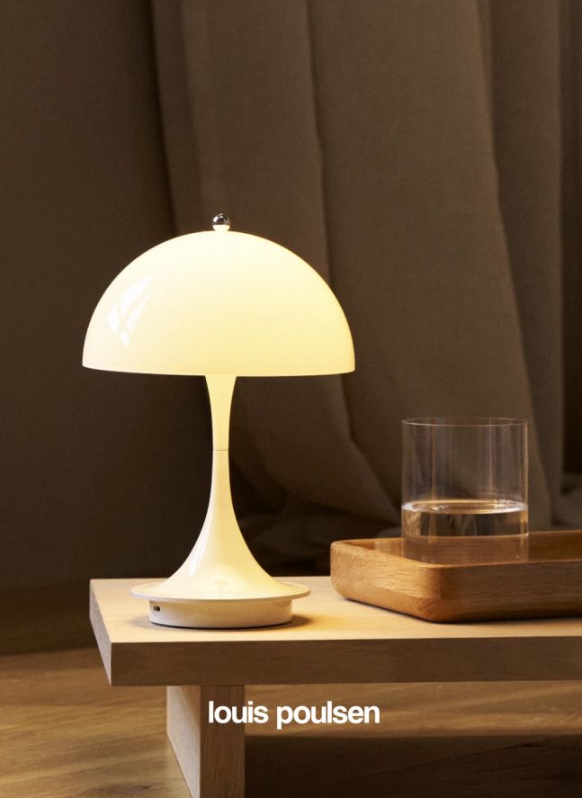 Lámpara de mesa portátil Panthella 160, Louis Poulsen | Beige