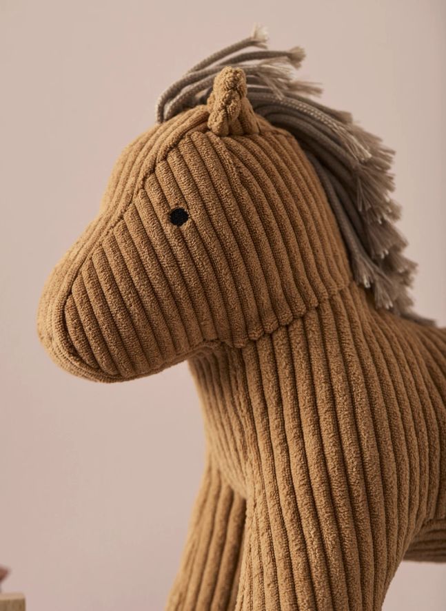 Vera horse plush