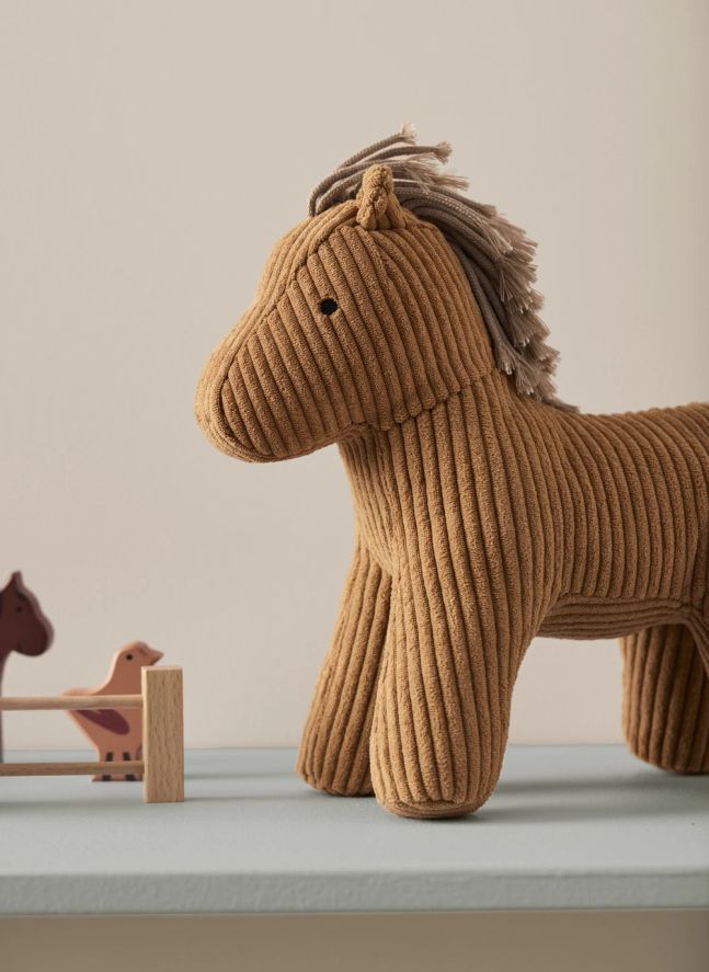 Vera horse plush