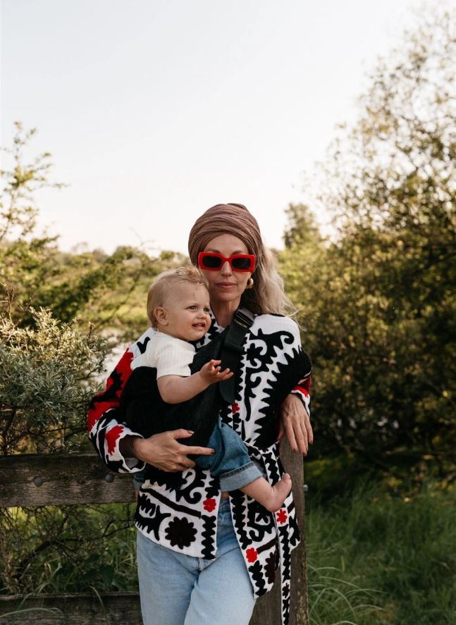 Corduroy baby carrier | Black