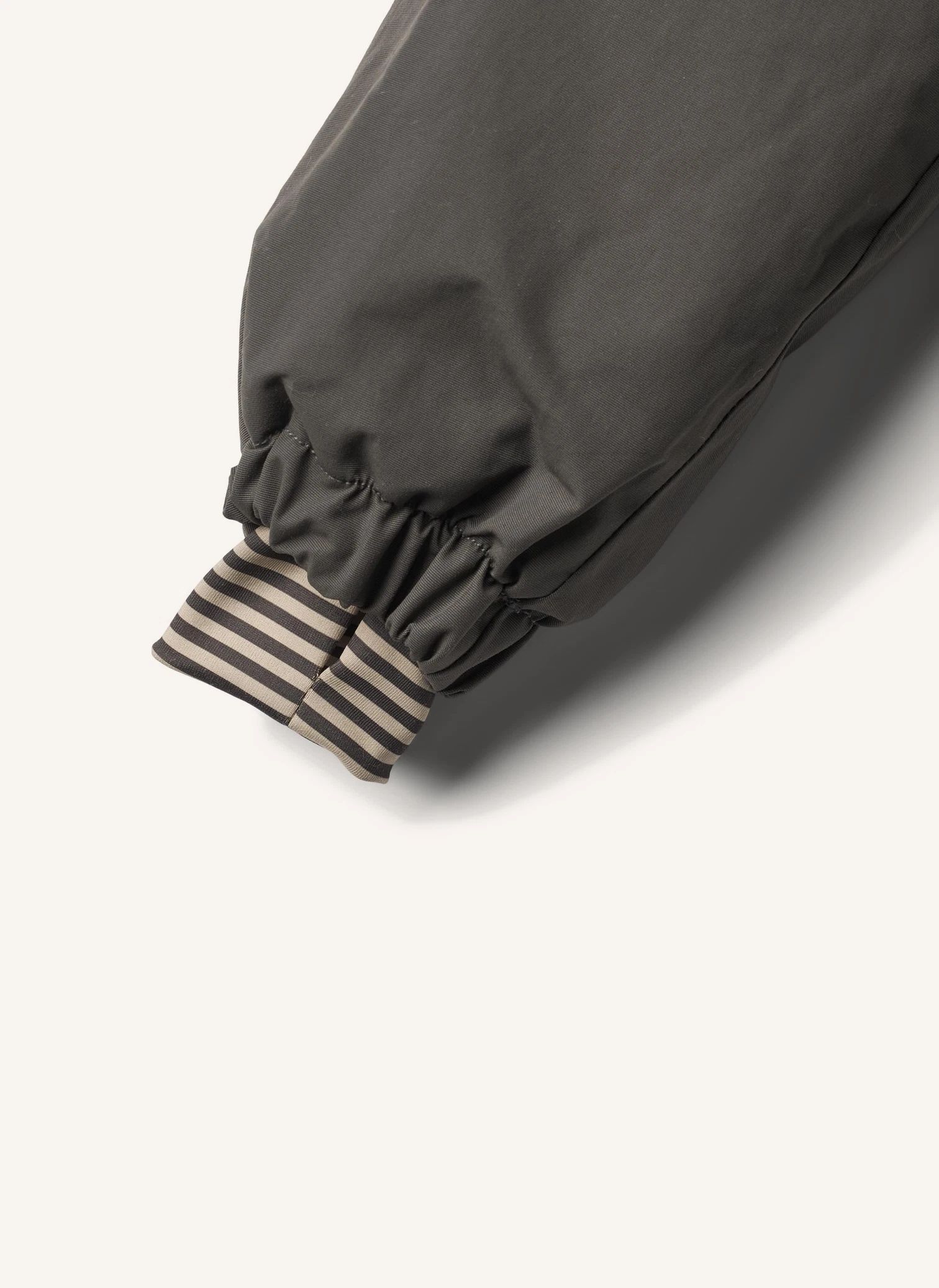 Parka Jello Tech | Caqui oscuro- Imagen del producto n°4