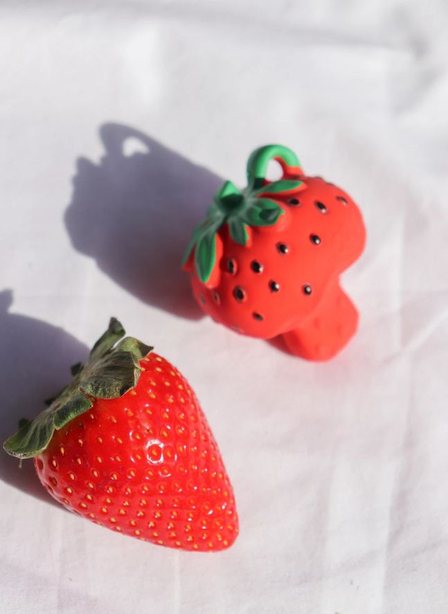 Jouet de dentition Sweetie la fraise