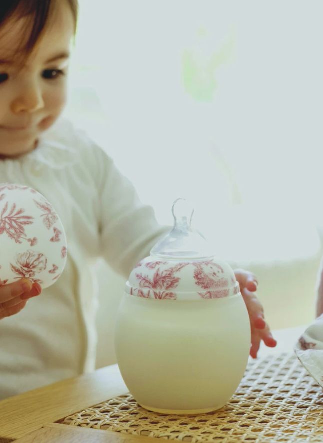 Biberones de silicona médica y tetina fisiológica Toile de Jouy - Elhée x Tartine et Chocolat | Rosa Melocotón