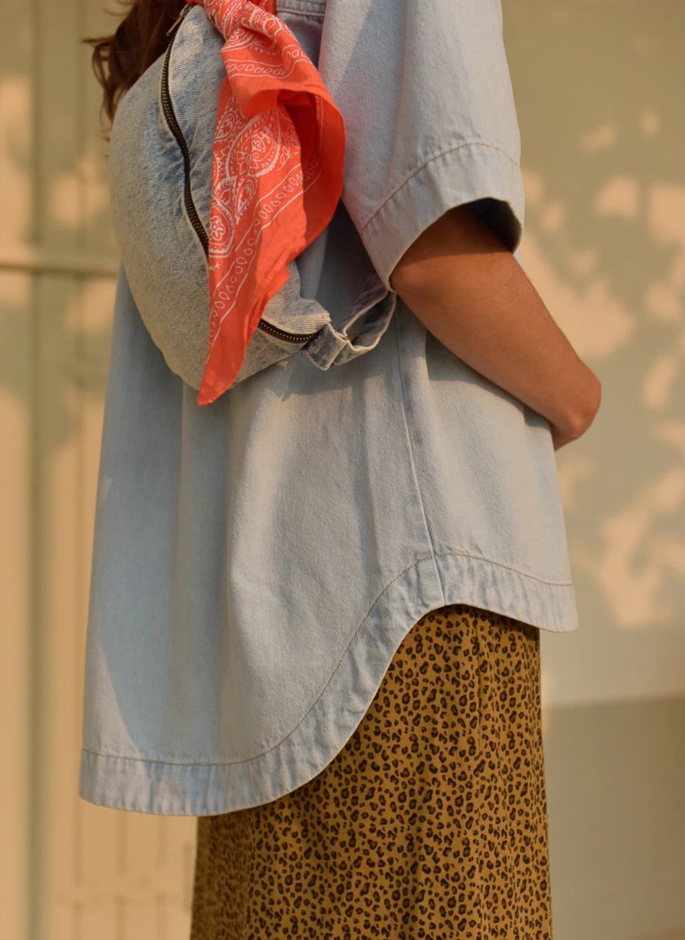 Chemise Colette Denim - Collection Femme | Bleu Clair- Image produit n°2