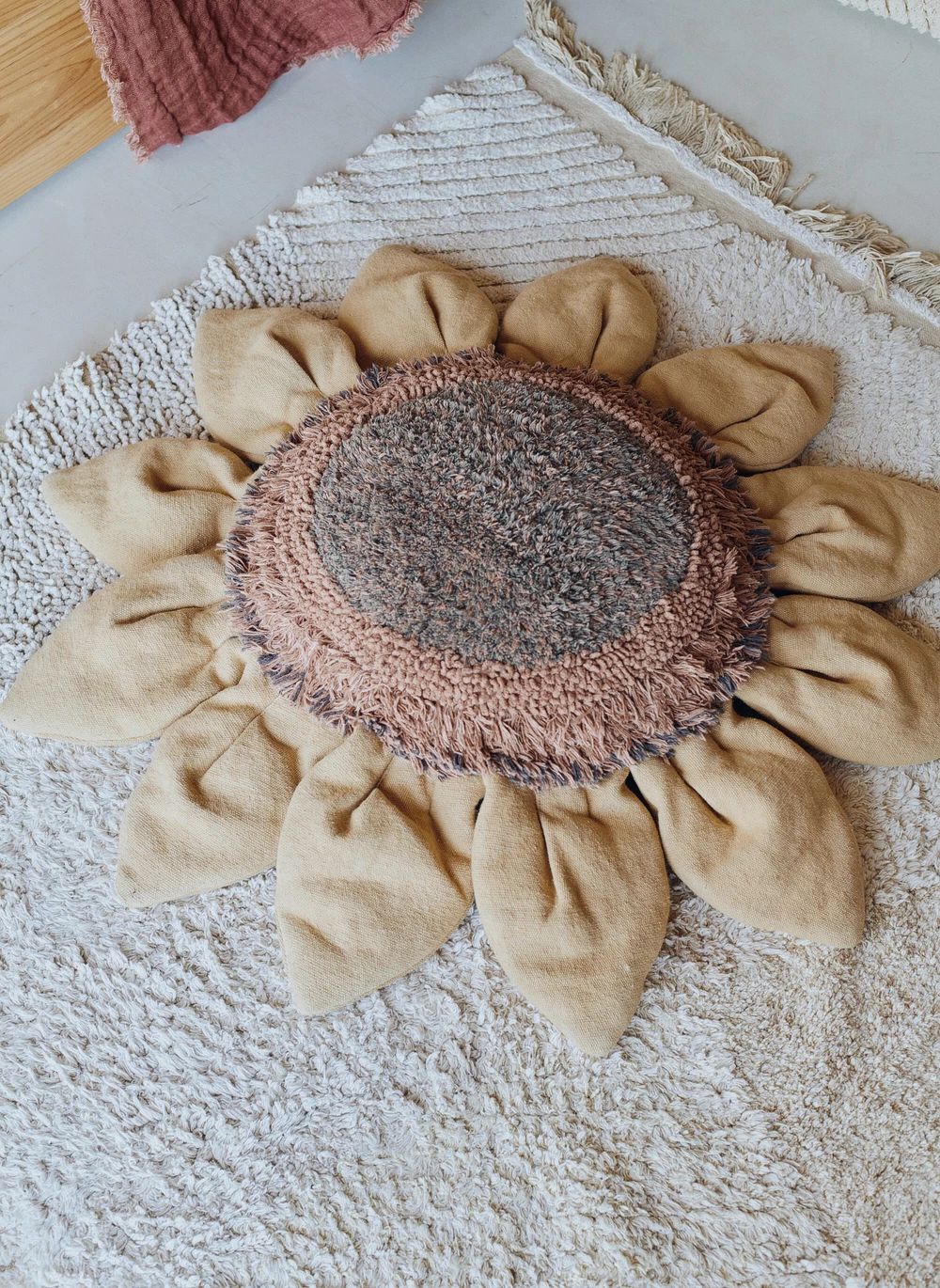 Pouf Tournesol | Jaune- Image produit n°3