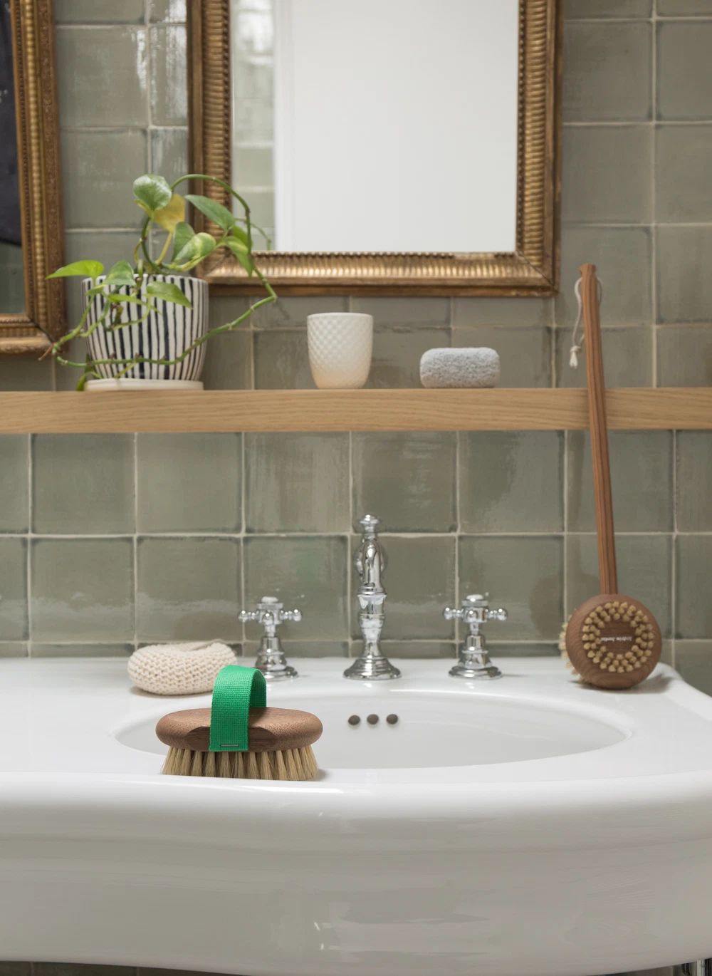 Brosse de massage à sec | Vert- Image produit n°1