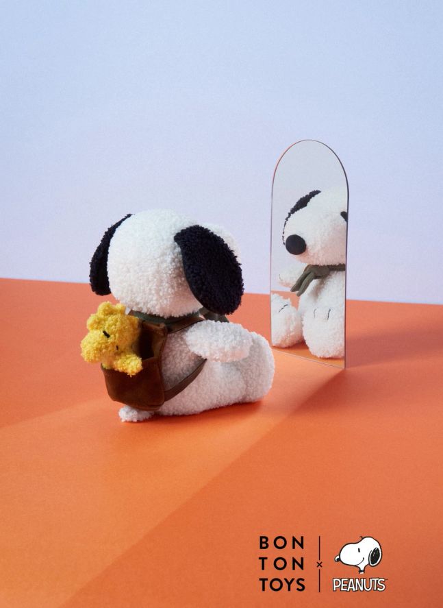 SNOOPY - Snoopy plush with Woodstock in bag