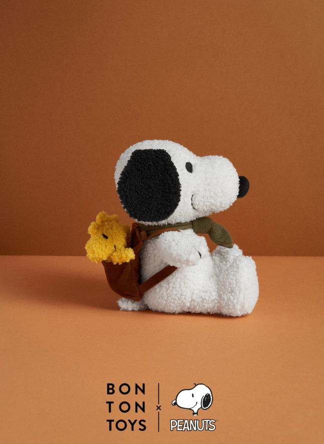 SNOOPY - Snoopy plush with Woodstock in bag