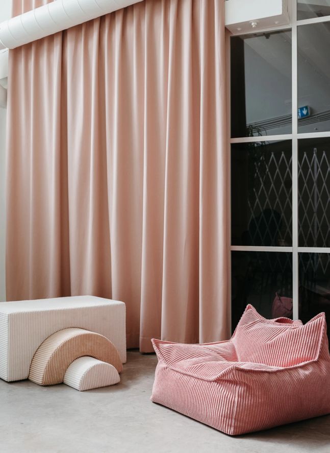 Fauteuil en velours côtelé | Rose