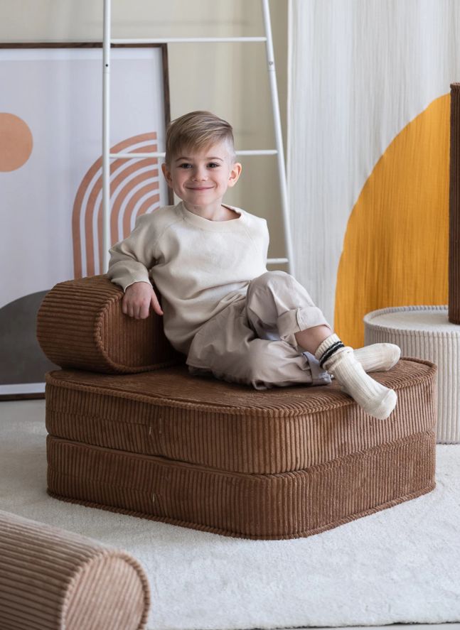 Fireside chair in corduroy | Brown